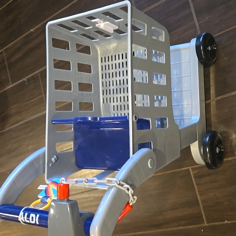 Jakks AldiPlastic  Kids Coin Slot Shopping Cart - Picture 4 of 5